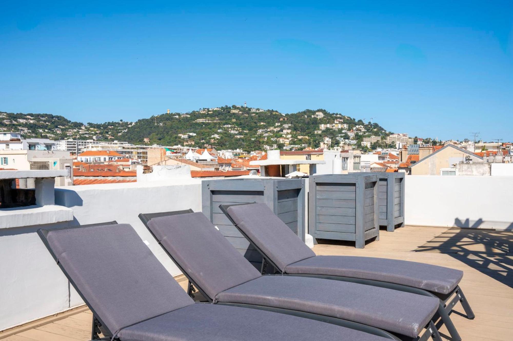 Ref 1466 - Back Croisette - Penthouse For Rent Cannes